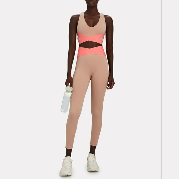 Le Ore set. - Picture 1 of 3